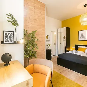 A13- Boutique Apartments, Location, By Bqa Appartement